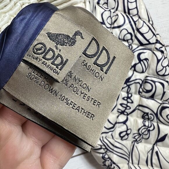 Odri White Blue Abstract Quilted Full Zip Feather Down Jacket Women's Si… - Picture 7 of 13